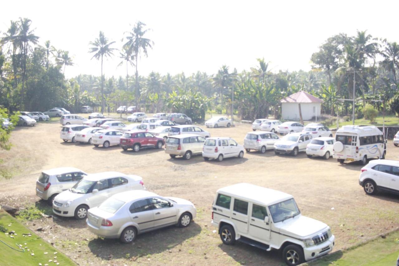 Angamaly Convention Centre Otel Kochi Dış mekan fotoğraf